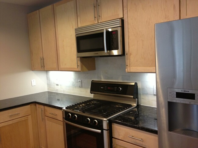 kitchen - 140 W Franklin St