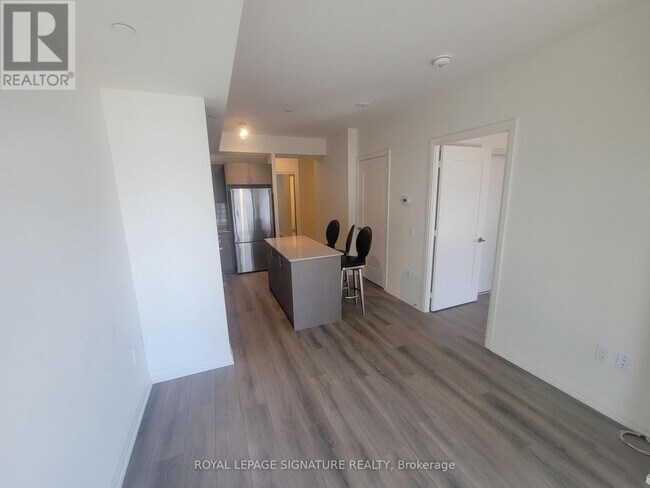 Photo du bâtiment - 9000-9000 Jane St