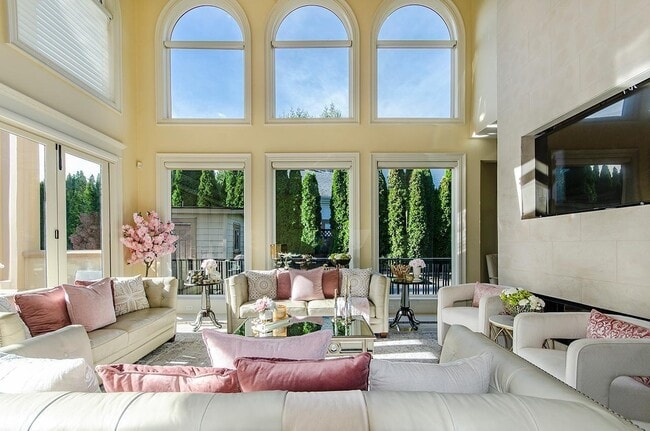 Building Photo - 7367-149A 149a St