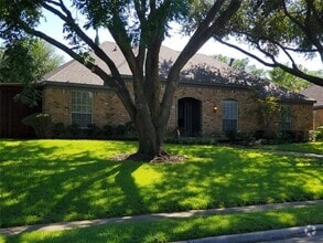 Building Photo - 3304 Lemmontree Ln