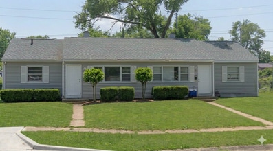 Building Photo - 427 S 27th St