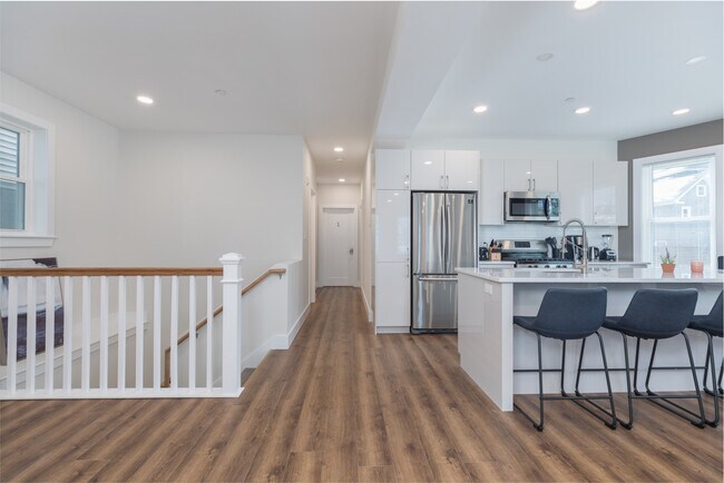 Foto del edificio - 843 Columbia Rd