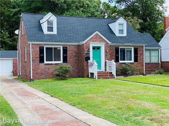 Building Photo - 7 br, 5 bath House - 1638 E. Bayview Blvd.