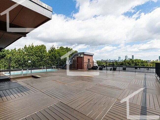 Building Photo - Unique Coolidge Corner Condo