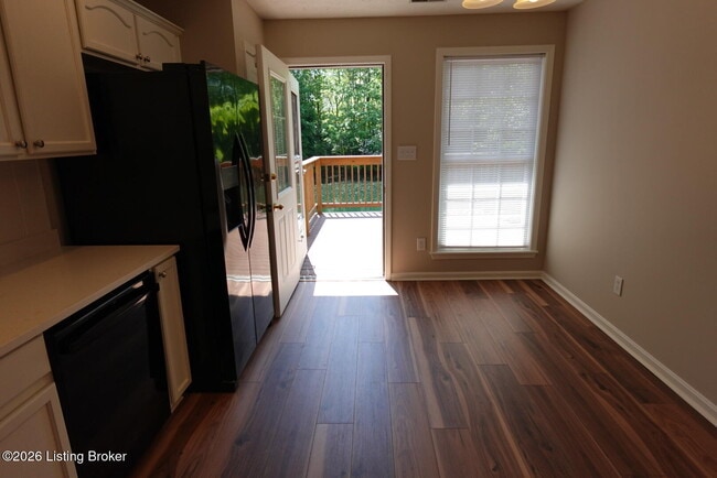 Building Photo - 829 Garden Pointe Dr