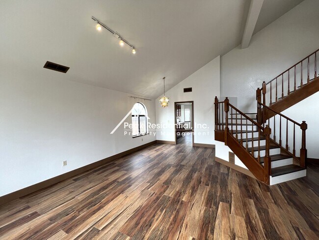 Building Photo - Spacious 4bd/3ba Elk Grove Home!