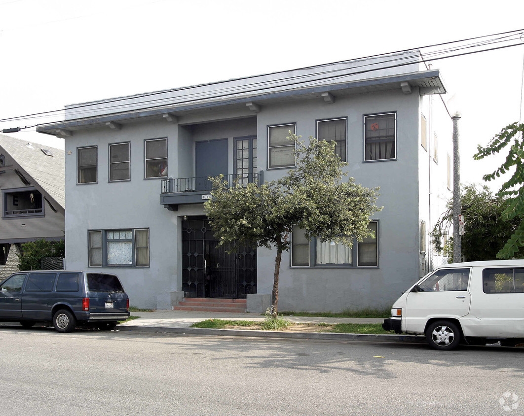 Building Photo - 1044 Maine Ave