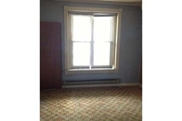 Primary Photo - 168 W Allen St