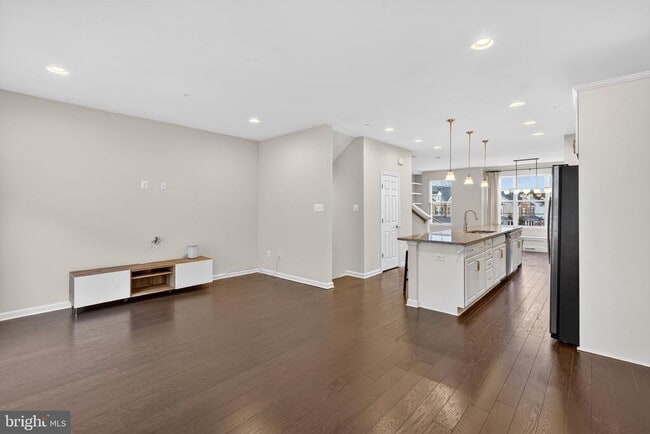 Foto del edificio - 7503 Grey Rock Ln