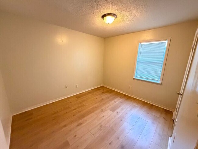 Foto del edificio - 928 53rd St N