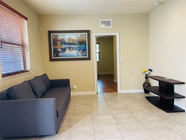 Foto del edificio - 11841 SW 235th St