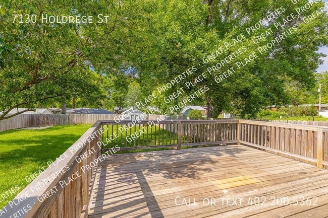 Building Photo - 7130 Holdrege St