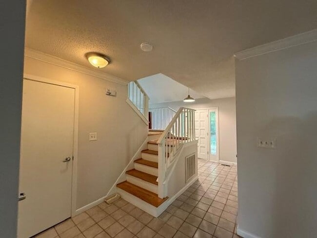 Photo - 314 King George Loop House