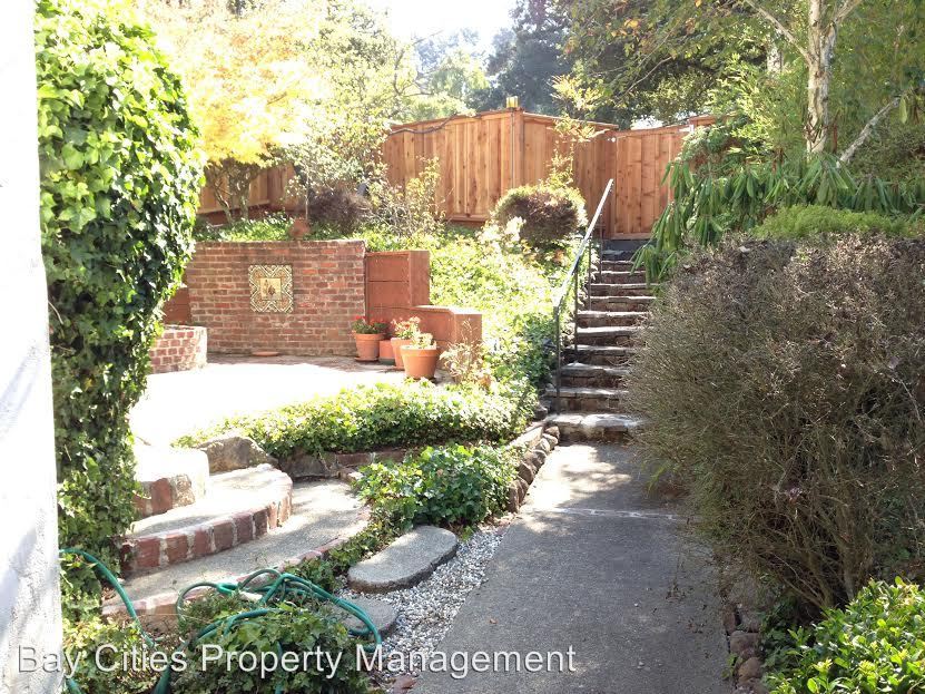 Primary Photo - 171 Avenida Dr