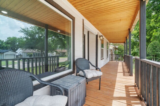 Foto del edificio - 4136 Lisbon St