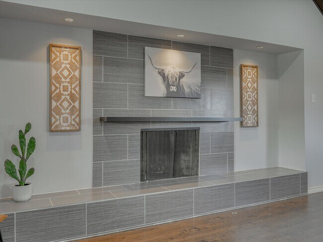 Foto del edificio - 1425 Mayfield Ave