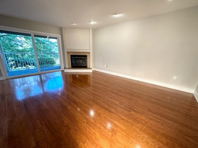 Living room - 2572 14th Ave W Apartment