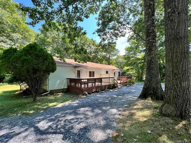Building Photo - 325 New Unionville Rd