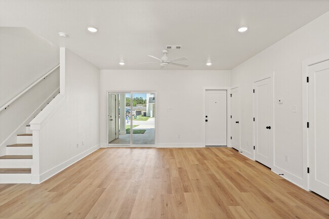 Foto del edificio - 5811 S 31st St