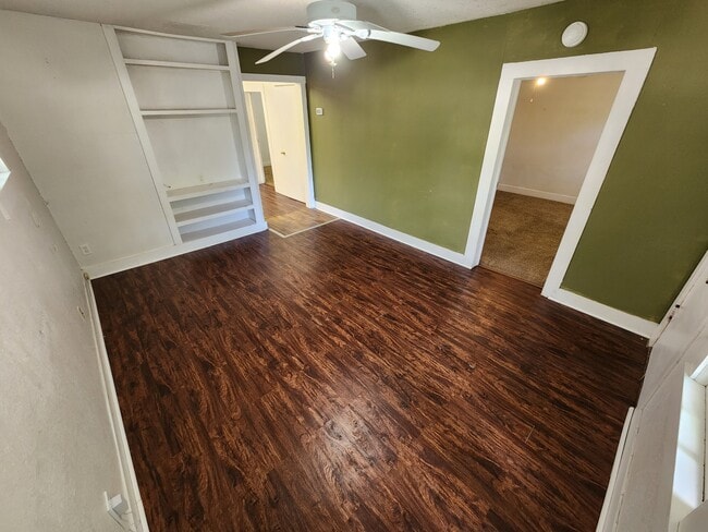 Foto del edificio - 426 W 5th