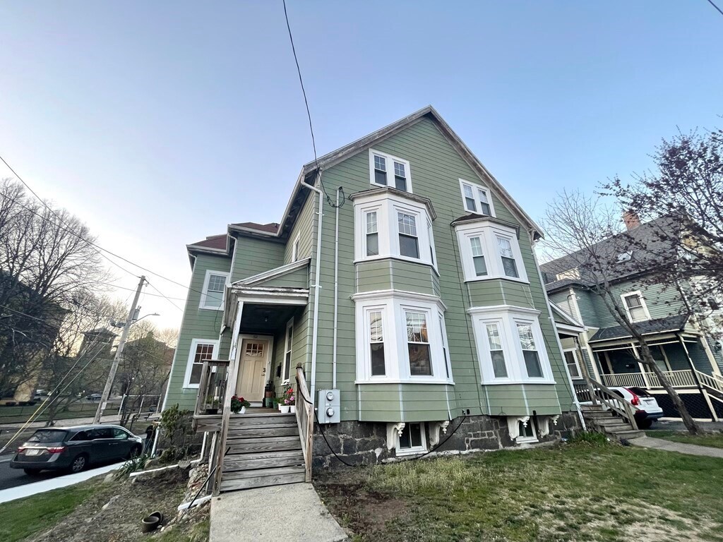 52 Upham St, Melrose, MA 02176 Townhome Rentals in Melrose MA