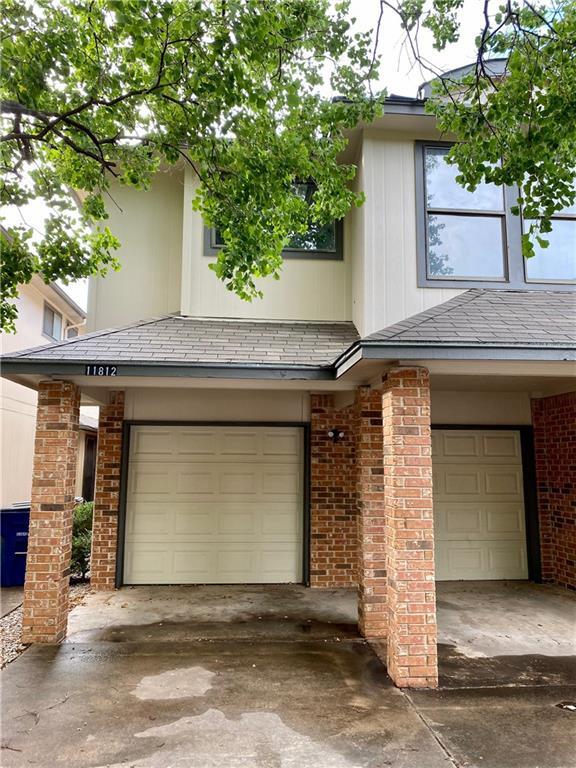 Foto principal - 11812 Barrington Way
