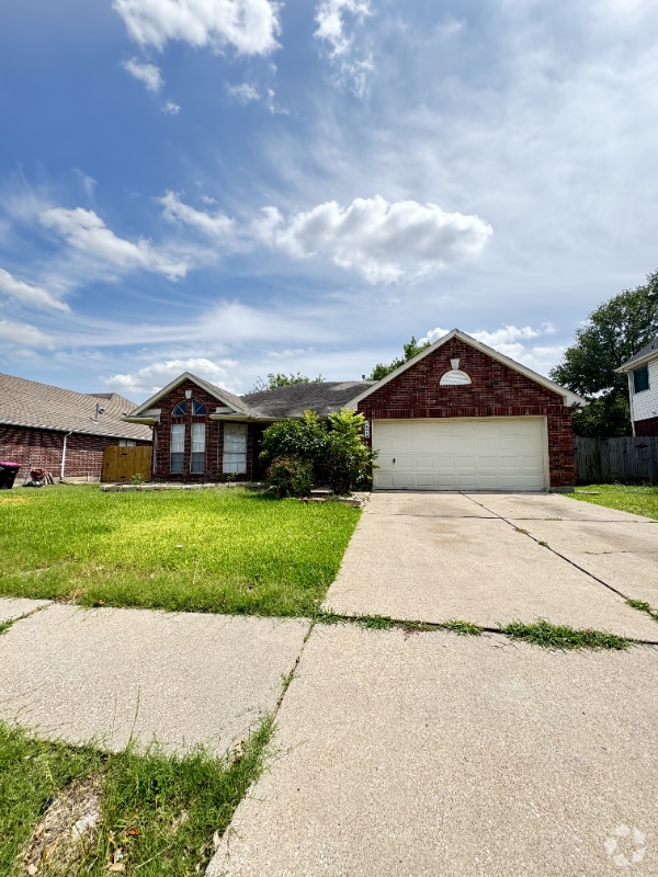 Building Photo - 4619 Trevor Hill Dr