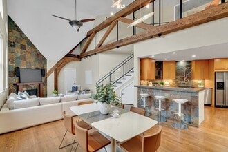 Building Photo - 110 Washington Park