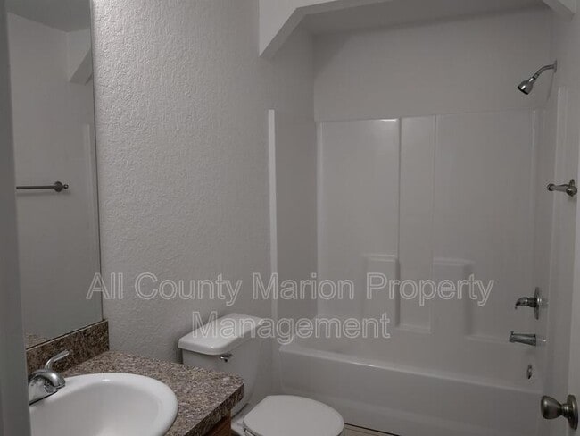 Foto del edificio - 6375 NW 61st Ln