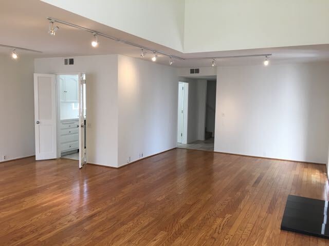 living room - 14 25th Ave
