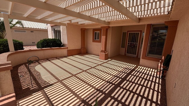 Building Photo - 15138 W Las Brizas Ln