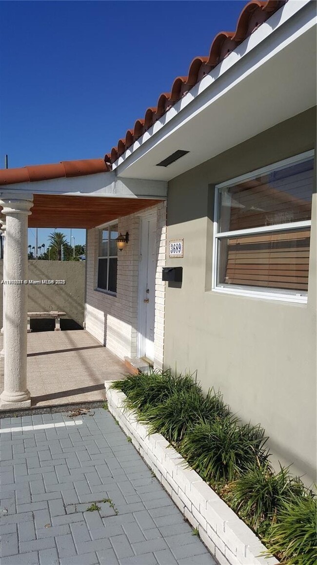 Foto del edificio - 3689 NW 14th St