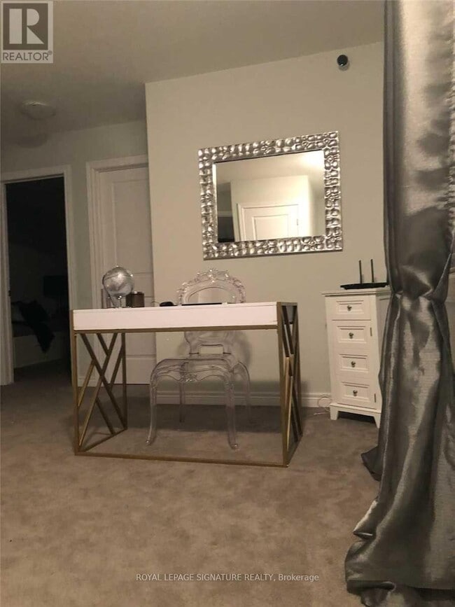 Building Photo - 98 Shoreview Pl