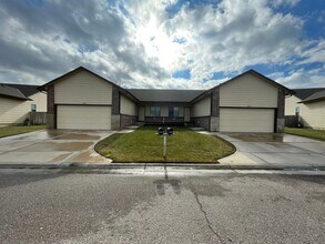 Building Photo - 12817-12819 E Timber Lake Ct