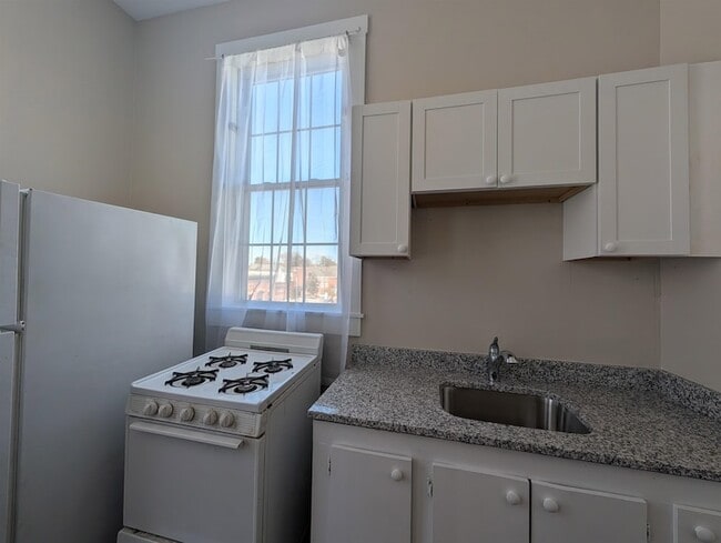 Foto del edificio - 145 Main St