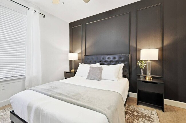 Foto del edificio - 5752 Town and Country Blvd