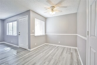 Building Photo - 4280 Tara Ave Building Photo - 4280 Tara Ave