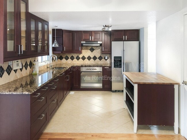 Photo - 2676 Perry St House