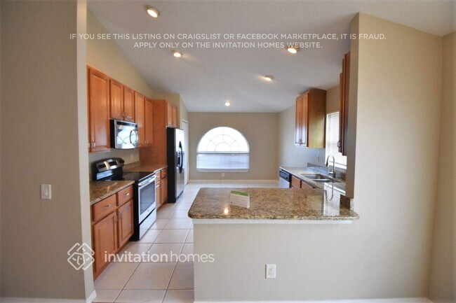 Foto del edificio - 3211 Shady Lily Ln