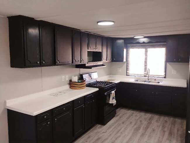 Foto del edificio - 1100 W Locust St