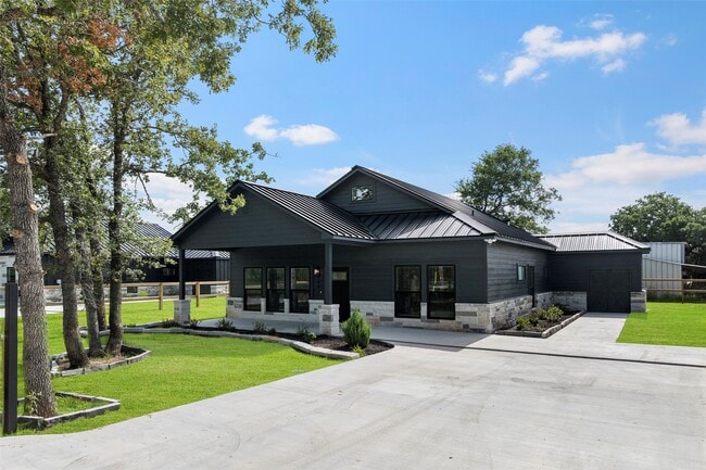 Building Photo - 308 Sweet Gum Ln