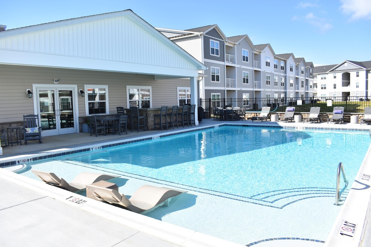 Foto principal - Preserve at Whispering Woods