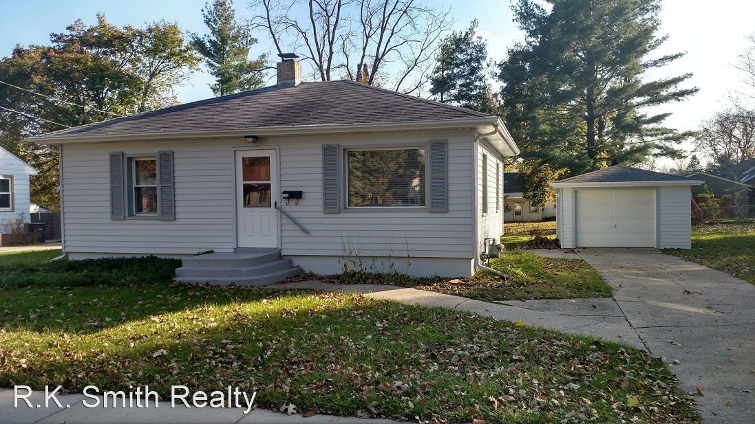 Primary Photo - 2 br, 1 bath House - 1315 Mole Ave.