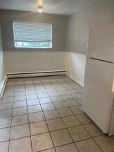 Building Photo - 332 Guelph Line