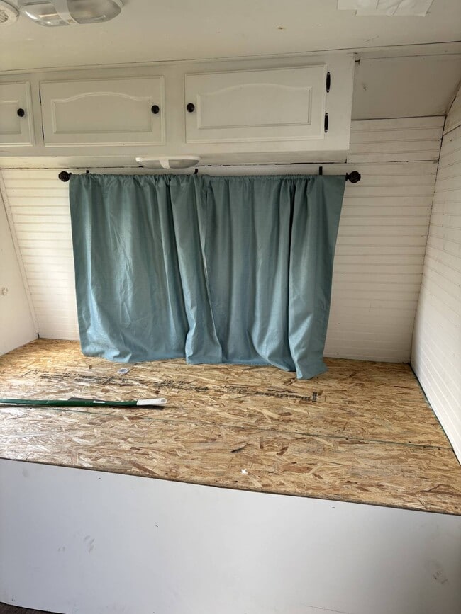 Building Photo - 2900 FL-17