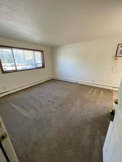 Building Photo - 2152 Belmont Ln