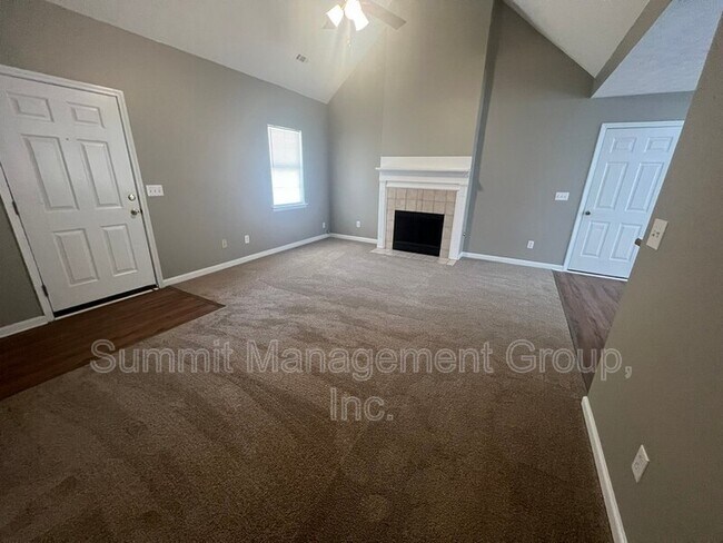 Building Photo - 115 Falcon Ridge Dr