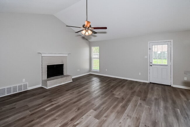Building Photo - 6306 Magnolia Lakes Dr