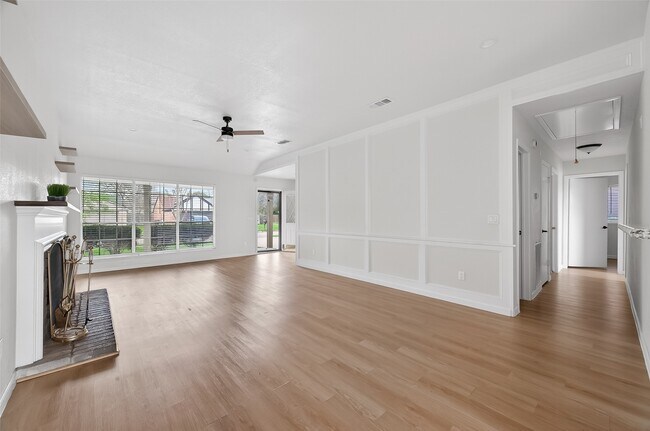 Building Photo - 12215 Fetlock Dr