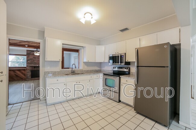 Foto del edificio - 1241 61st Ave N